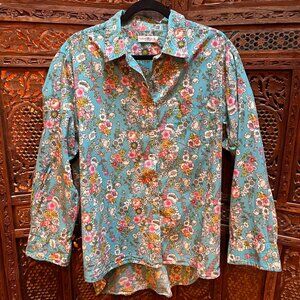 Natural Life Turquoise Bouquets Lived In Button Down Shirt, size Medium